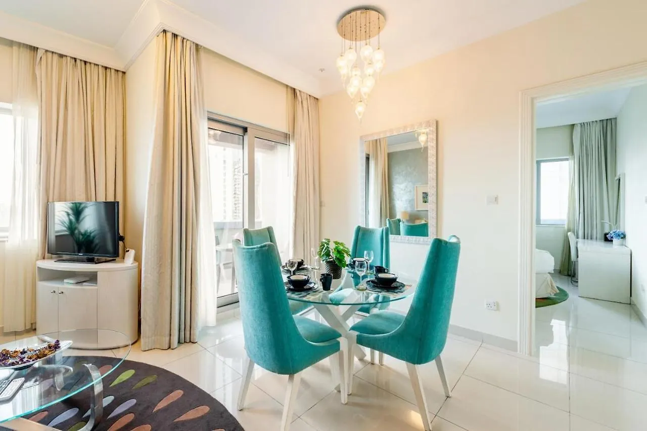 Elegant Apartment With Burj Khalifa View, Downtown دبي
