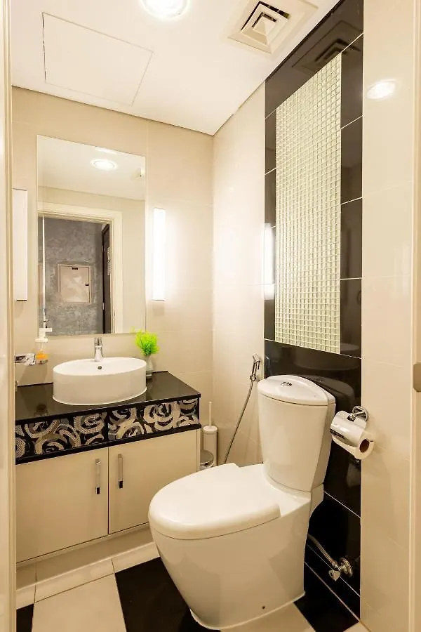 Elegant Apartment With Burj Khalifa View, Downtown دبي