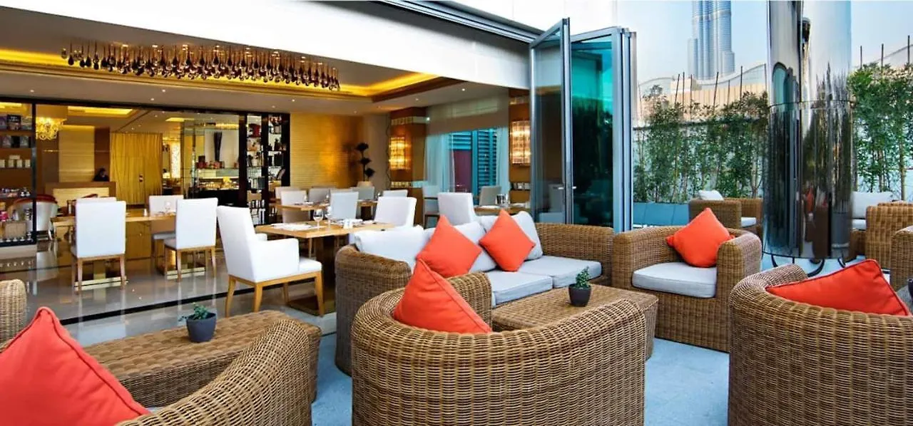 Elegant Apartment With Burj Khalifa View, Downtown دبي