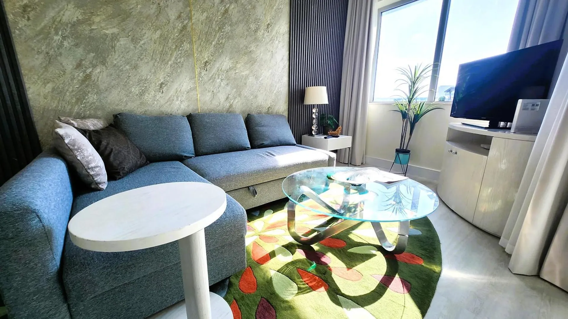 Elegant Apartment With Burj Khalifa View, Downtown دبي