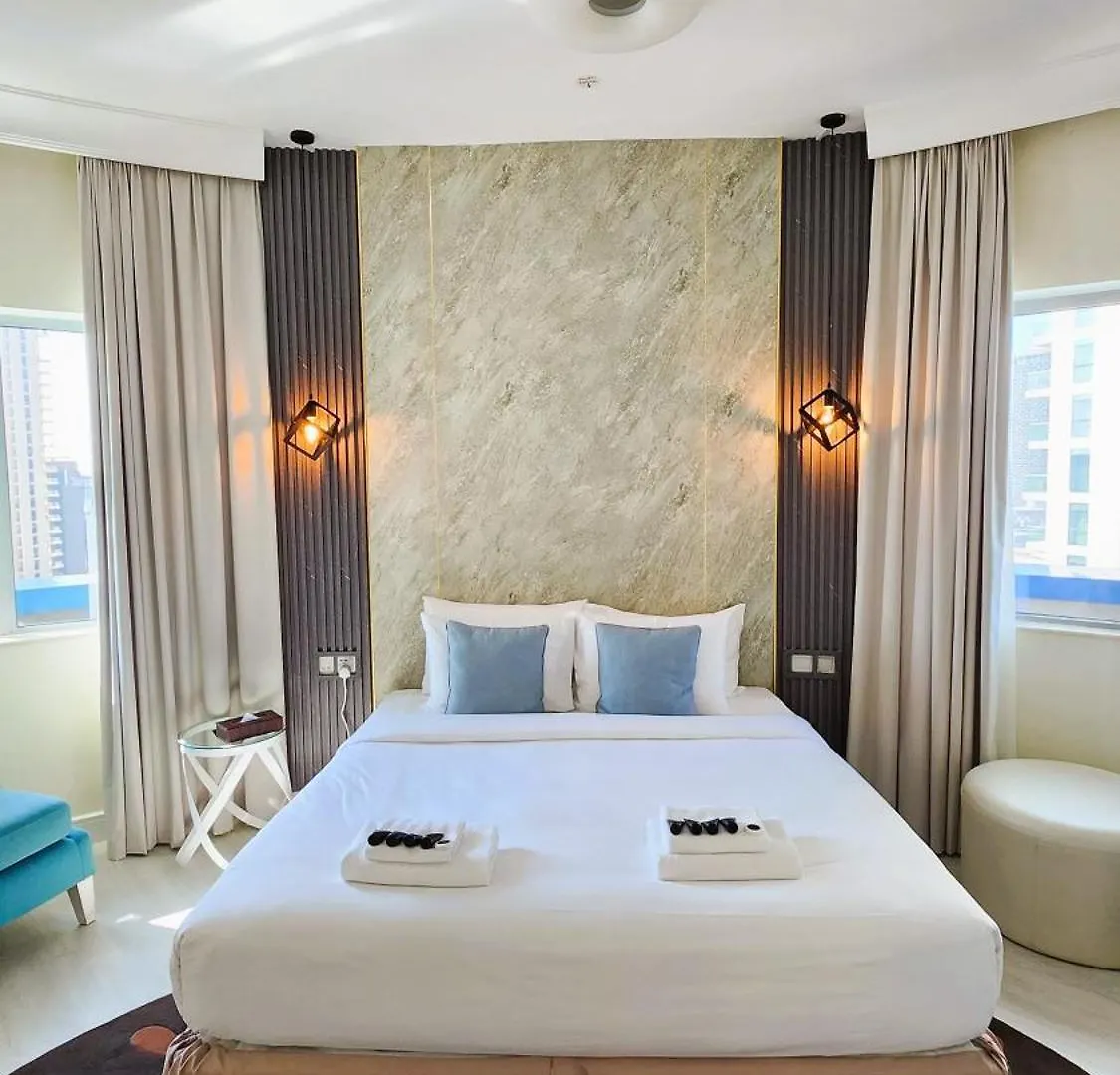 Elegant Apartment With Burj Khalifa View, Downtown دبي