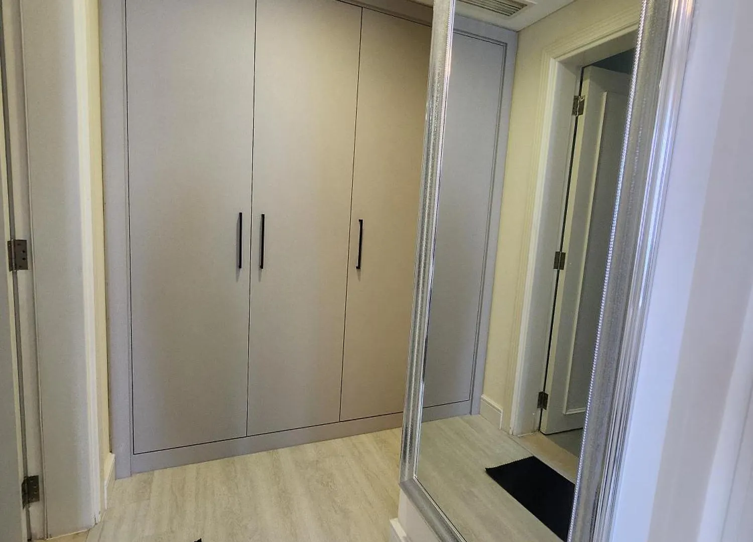 Elegant Apartment With Burj Khalifa View, Downtown دبي 0*,  الإمارات العربية المتحدة